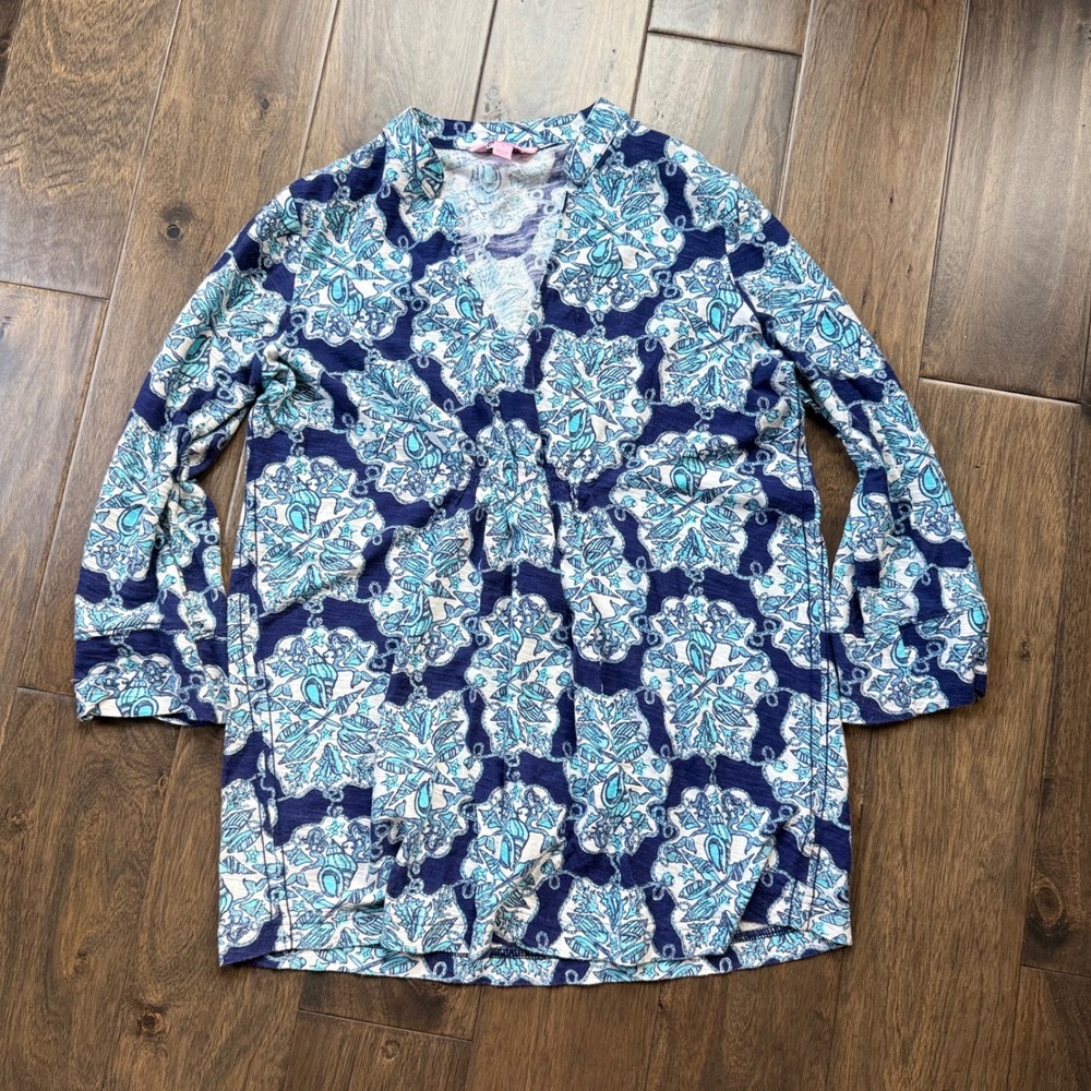 Lilly Pulitzer Tunic Top Womens Small Blue Seashell Cotton V-Neck 3/4 Sleeve Exc
